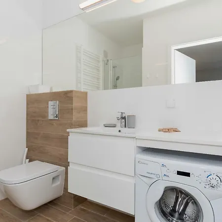 Feniks 12 By Jantar * Kołobrzeg