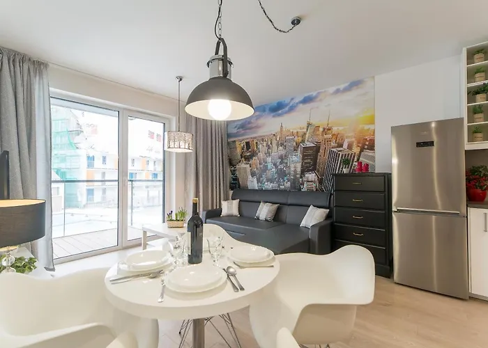 Feniks 12 By Jantar Kołobrzeg